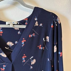 1X Beacon brand navy v-neck 3/4 sleeve tunic